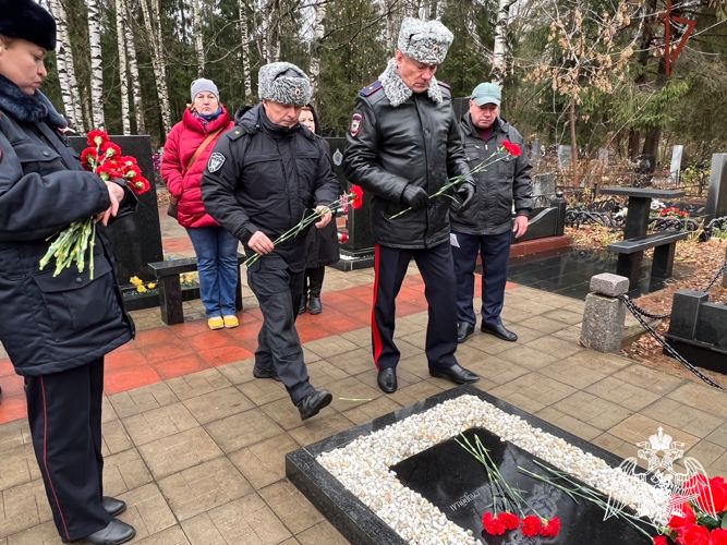 В Твери росгвардейцы почтили память коллег, погибших при исполнении служебных обязанностей