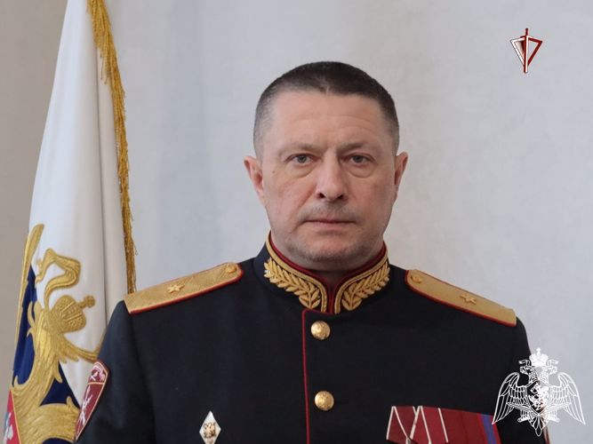 Бойцов СОБР с юбилеем отряда поздравил начальник Управления Росгвардии по Тверской области генерал-майор Александр Пляскин