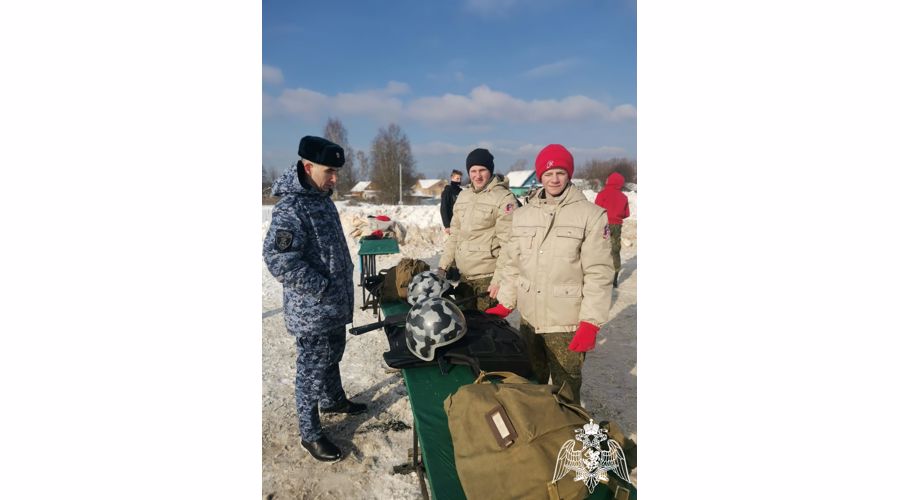 Тверские росвардейцы приняли участие в судействе военно-спортивной игры «Зарница», посвященной Дню Защитника Отечества