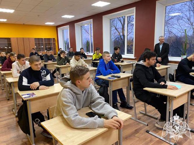 В Тверской области росгвардейцы проводят «уроки мужества» в образовательных заведениях, посвященные Дню памяти воинов-интернационалистов