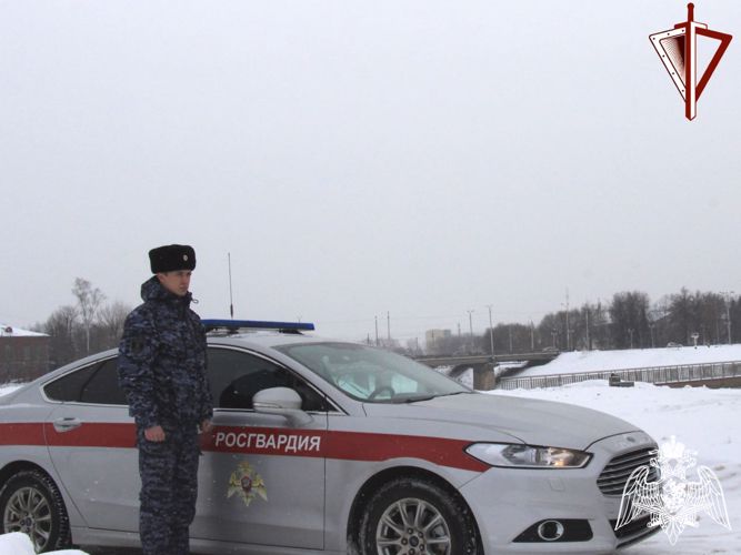 Тверские росгвардейцы задержали женщину, подозреваемую в краже отрезных дисков для «болгарки»