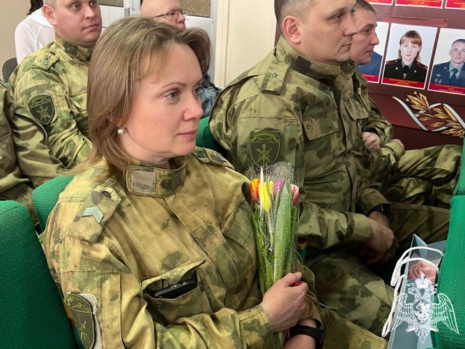 В Управлении Росгвардии по Тверской области поздравили женщин с 8 Марта