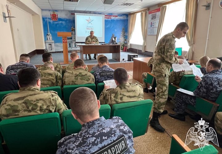 В Твери росгвардейцы написали «Диктант Победы»
