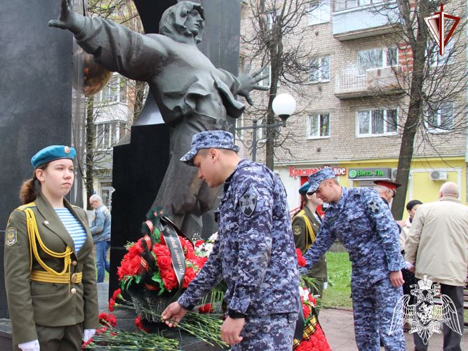 Тверские росгвардейцы почтили память  жертв радиационных аварий 