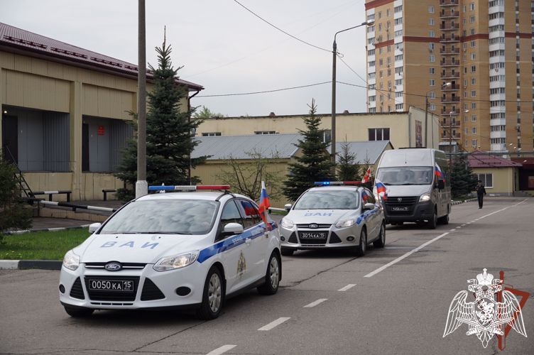 Автопробег Росгвардии «Вахта памяти. сыны Великой Победы» стартовал в Москве