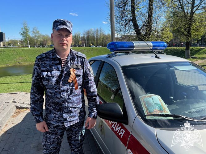 Сотрудники Управления Росгвардии по Тверской области присоединились ко Всероссийской акции «Бессмертный автополк» (видео)