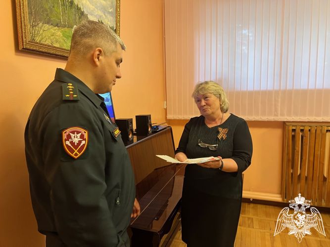 Росгвардейцы провели цикл патриотических встреч с тверскими школьниками, посвященный Великой Победе
