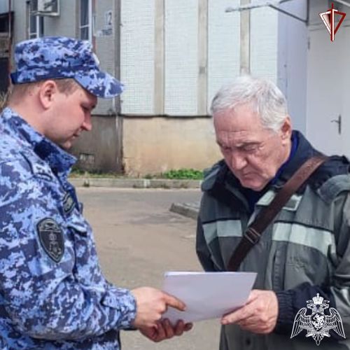 В Тверской области продолжается акция Росгвардии «Безопасный дом, подъезд, квартира»