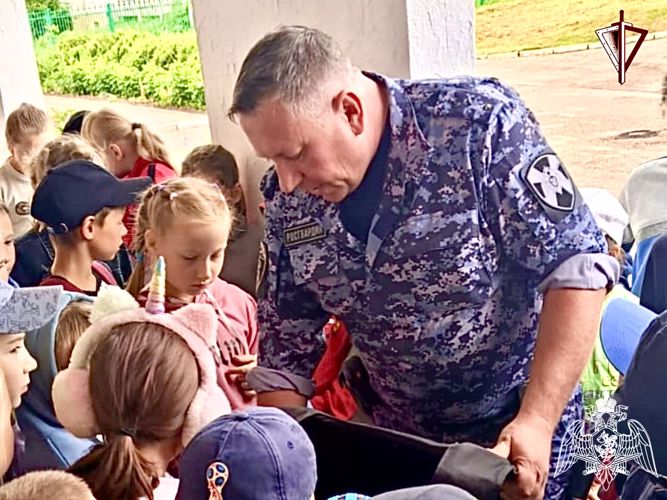 В Тверской области продолжается акция «Каникулы с Росгвардией»