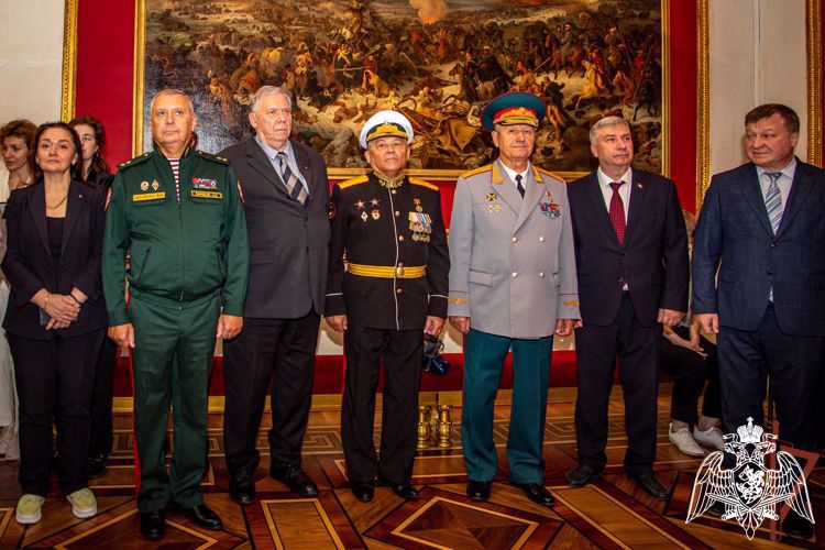Торжественная церемония ко Дню российской гвардии состоялась в Эрмитаже г. Санкт-Петербурга
