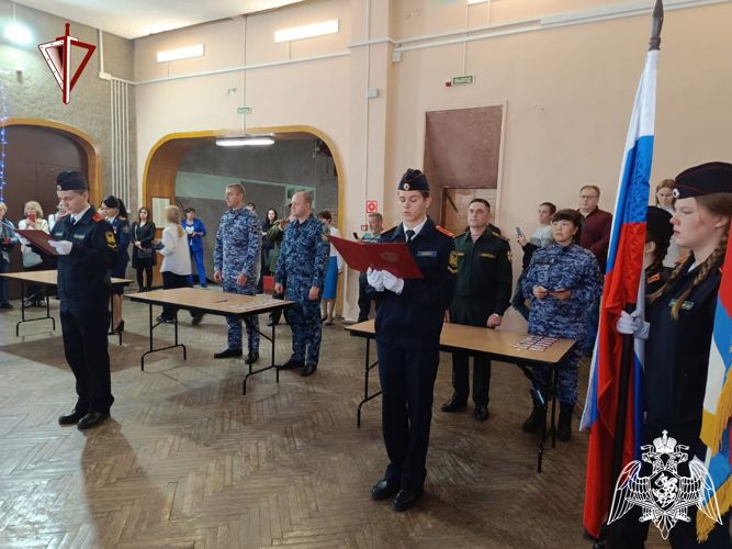 В Твери учащиеся росгвардейского класса приняли присягу