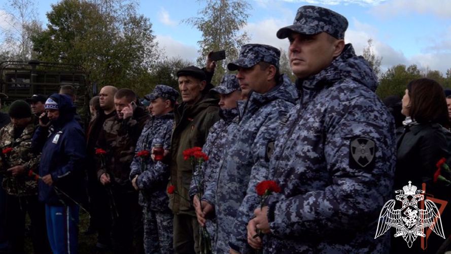 Росгвардия приняла участие в церемонии перезахоронения останков воинов НКВД, погибших в годы Великой Отечественной войны