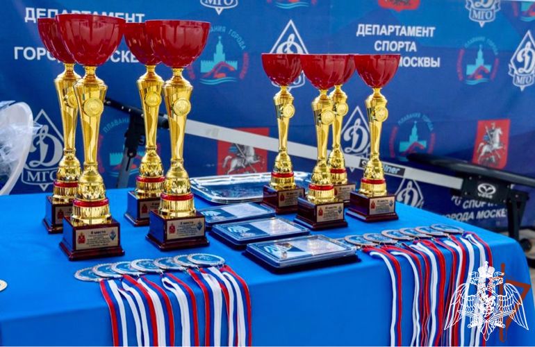 В Центральном округе Росгвардии определили сильнейших пловцов