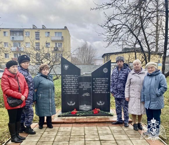 Росгвардейцы встретились с родственниками военнослужащих, погибших  при выполнении воинского долга
