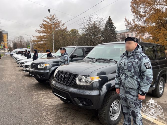 Губернатор Тверской области вручил росгвардейцам ключи от новых автомобилей