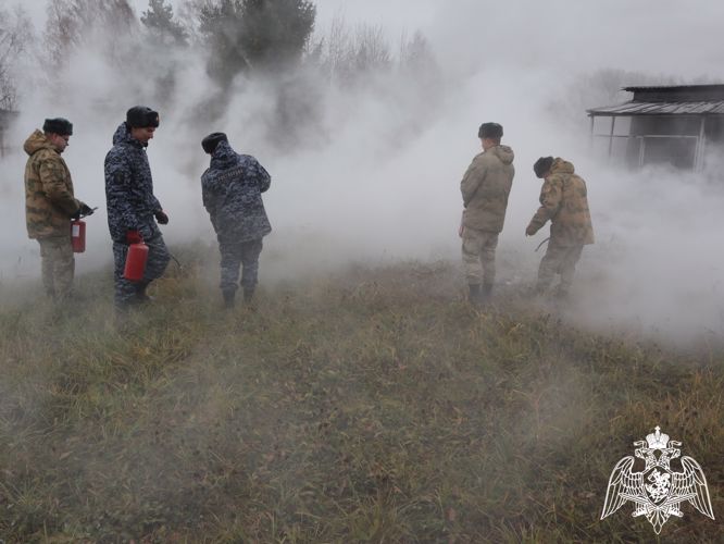 Практическое занятие по противопожарной безопасности прошло в Управлении Росгвардии по Тверской области