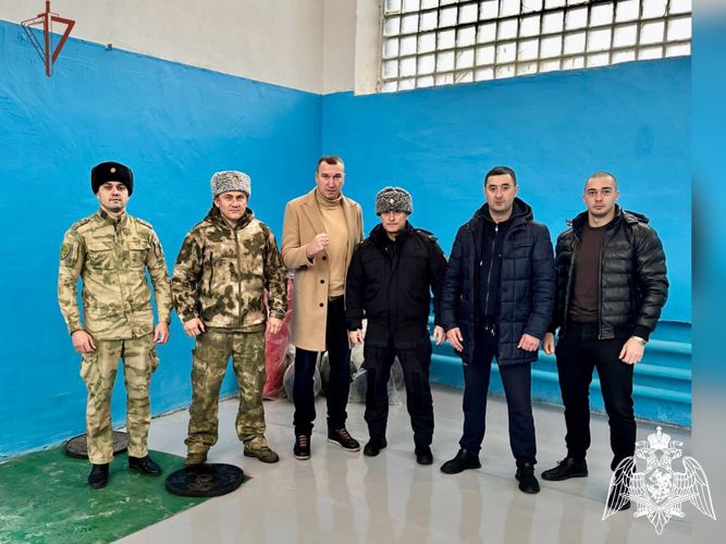 Росгвардейцы получили подарки от Федерации бокса Тверской области 