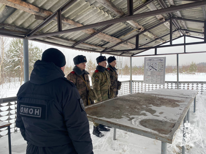 Тверские росгвардейцы провели «Зарницу» с учащимися подшефных классов