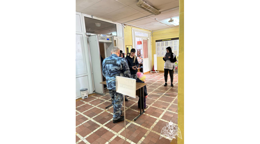 Росгвардейцы приняли участие в обеспечении общественной безопасности президентских выборов в Тверской области