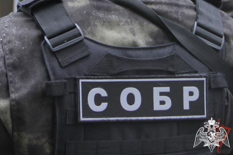 Спецназ Росгвардии задержал двоих подозреваемых в незаконном обороте наркотических средств в Твери