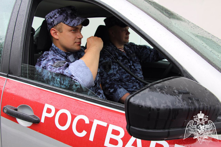 БОЛЕЕ 334 ВЫЕЗДОВ ПО СИГНАЛАМ "ТРЕВОГА" СОВЕРШИЛИ ТВЕРСКИЕ РОСГВАРДЕЙЦЫ ЗА ПРОШЛУЮ НЕДЕЛЮ