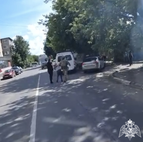 В Твери спецназ Росгвардии задержал подозреваемого в незаконном обороте наркотических средств 