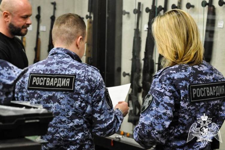 За неделю тверскими росгвардейцами принято 387 заявлений на оказание государственных услуг в сфере оборота оружия и боеприпасов от граждан и юридических лиц 