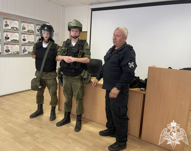В Тверской области продолжается акция «Каникулы с Росгвардией»