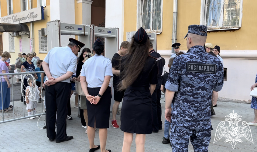 Росгвардия обеспечила правопорядок во время празднования Дня города Твери