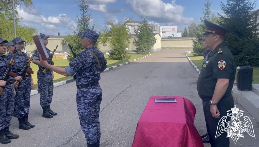 В Твери военнослужащие Росгвардии торжественно присягнули на верность Отечеству