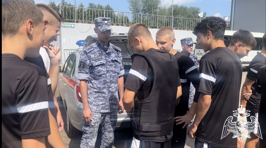 Всероссийская акция  «Каникулы с Росгвардией» проходит в Твери
