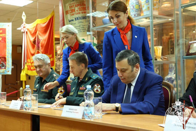 Серия марок выпущена в рамках проекта «Историческая память» партии «Единая Россия».
