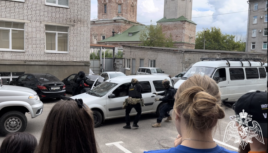 В  Твери продолжается Всероссийская ведомственная акция «Каникулы с Росгвардией»