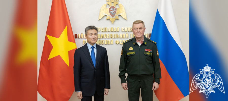 Генерал-полковник Владислав Ершов и генерал-майор Нгуен Нгок Лам обсудили вопросы сотрудничества Росгвардии и Министерства общественной безопасности Вьетнама
