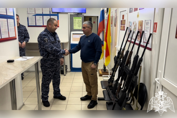 Тверские росгвардейцы за неделю передали 20 единиц  добровольно сданного гражданского оружия в зону СВО