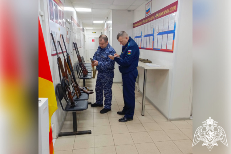 В Твери Росгвардия передала очередную партию гражданского оружия для нужд СВО