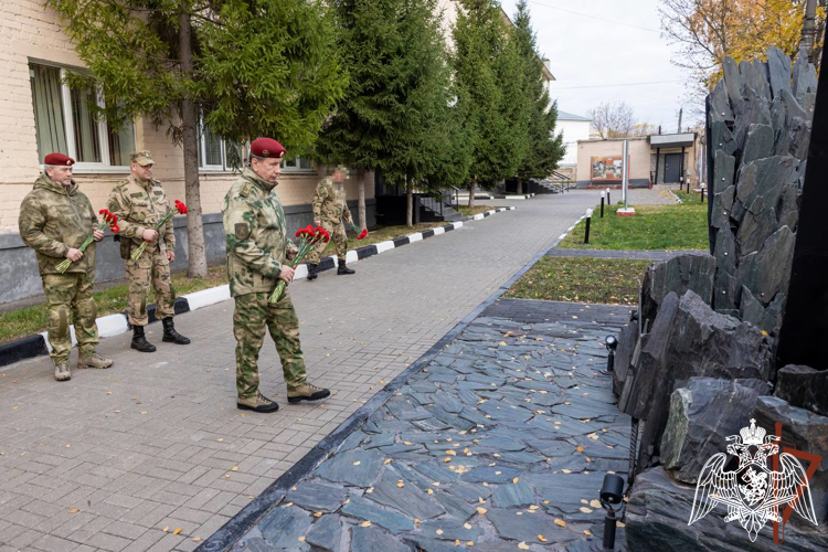 Генерал армии Виктор Золотов проверил выполнение боевых задач подразделениями Росгвардии в Курской области