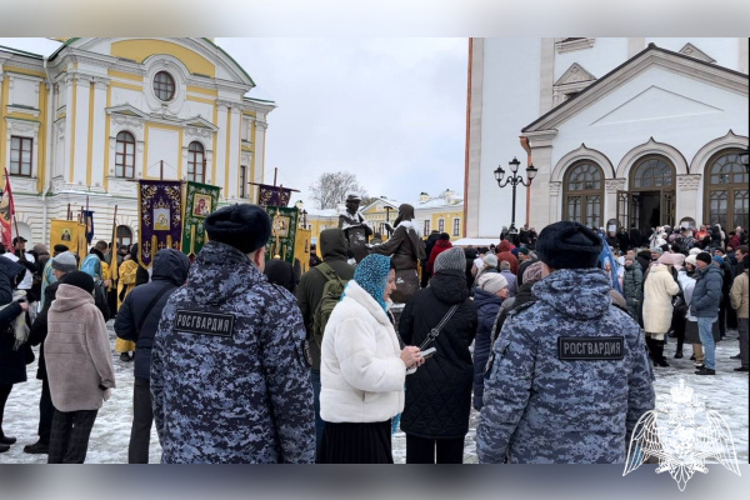 Росгвардейцы обеспечили безопасность в День народного единства в Твери