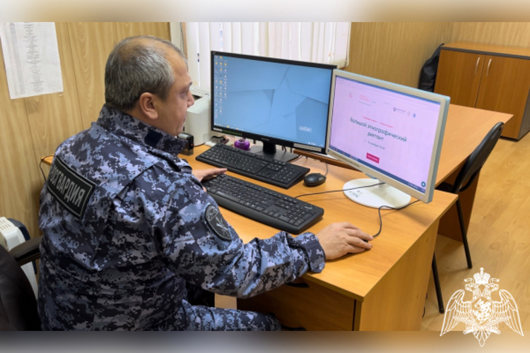 В Твери Росгвардейцы приняли участие в этнографическом диктанте 