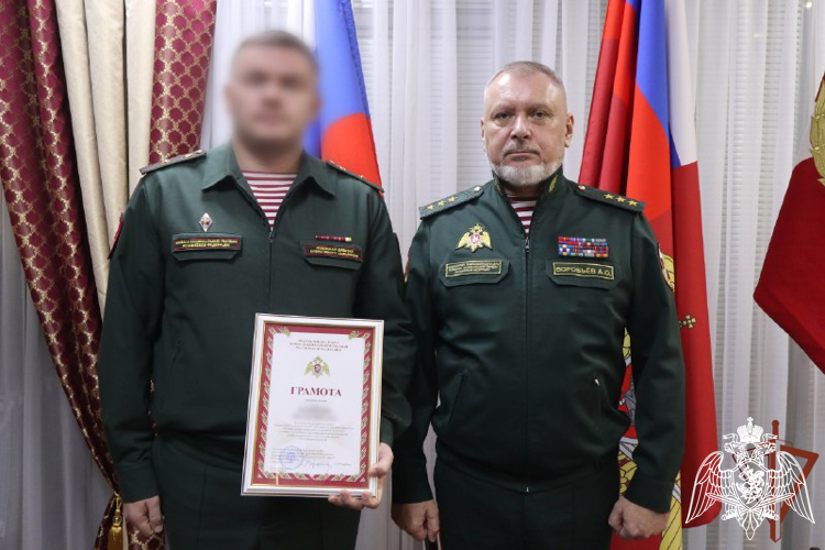 Генерал-полковник Алексей Воробьев вручил награды специалистам психологических подразделений Росгвардии