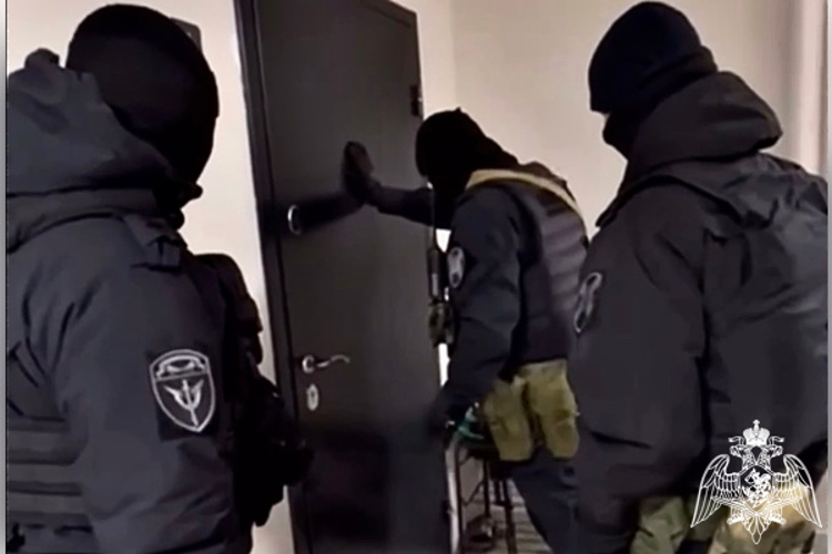 В Твери сотрудники ОМОН Росгвардии пресекли незаконную реализацию  алкогольной продукции и табачных изделий