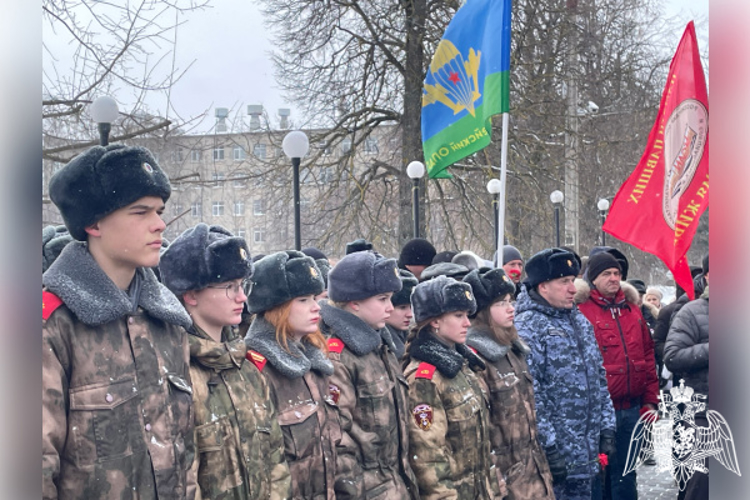 В Твери Росгвардейцы приняли участие в мероприятии посвященном Дню воинов-интернационалистов 