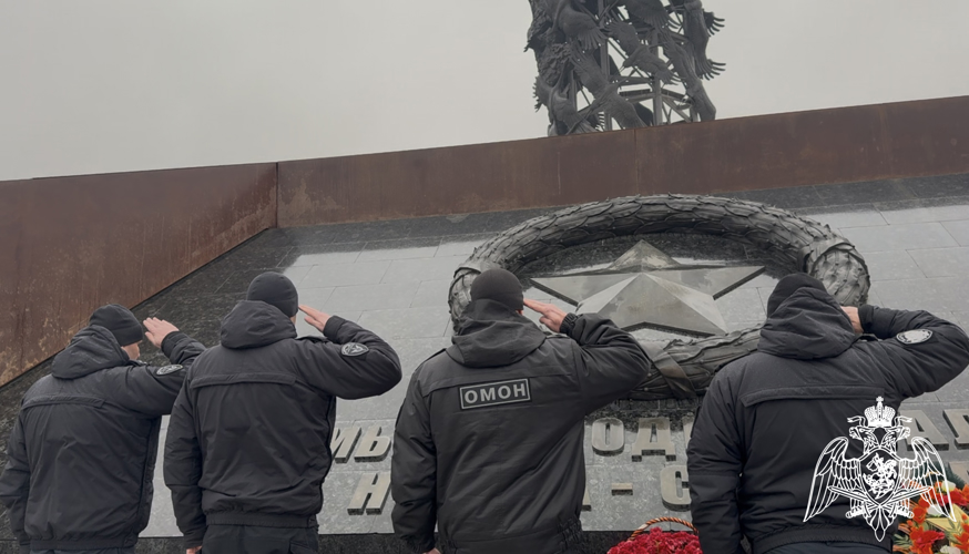 На мемориале Советскому солдату во Ржеве состоялся молебен за воинов Росгвардии 