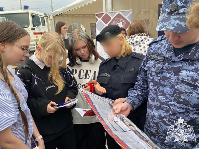 В Твери РОСГВАРДИЯ ПРИНЯЛА УЧАСТИЕ В ЯРМАРКЕ ВАКАНСИЙ