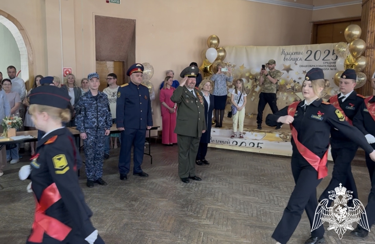 Росгвардия приняла участие в торжественной церемонии прощания со  Знаменем
