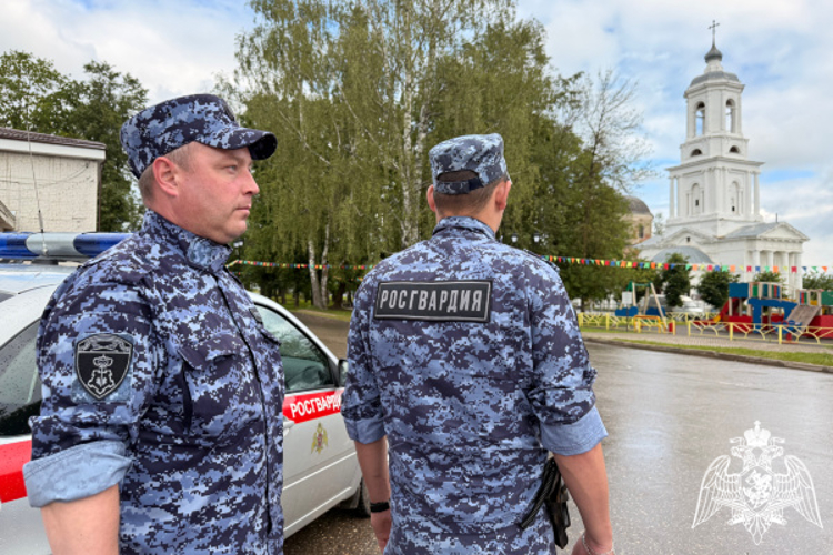 ЗА МИНУВШУЮ НЕДЕЛЮ ТВЕРСКИЕ РОСГВАРДЕЙЦЫ для обеспечения безопасности граждан совершили более 220 выездов по сигналу  «тревога»