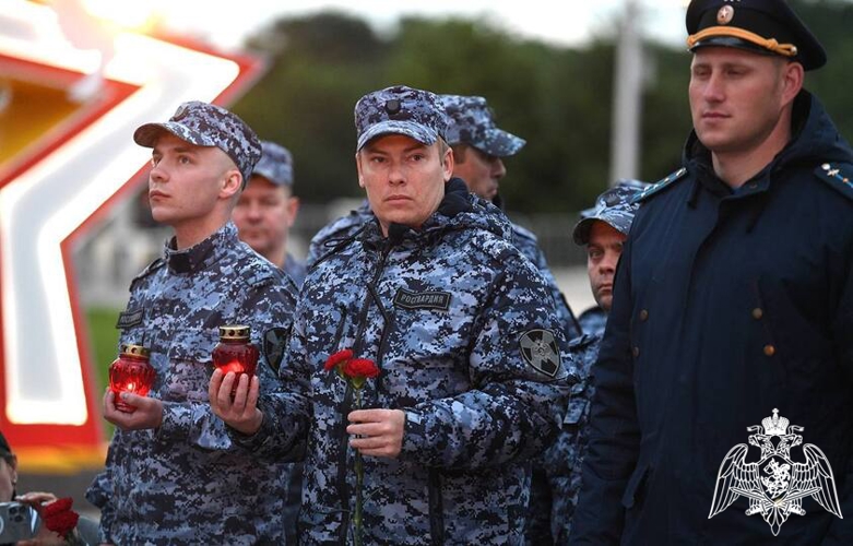 В Твери личный состав территориального Управления Росгвардии принял участие в мероприятиях, посвященных Дню Памяти и скорби 