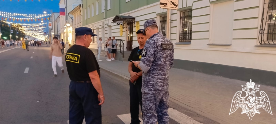 Сотрудники и военнослужащие Росгвардии обеспечили безопасность мероприятий во время празднования дня города Твери
