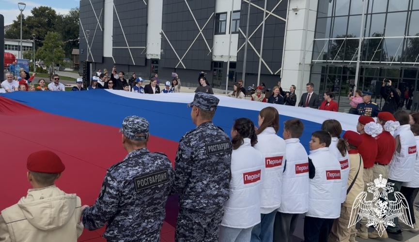 В Тверском Управлении Росгвардии в честь Дня Государственного флага Российской Федерации прошли праздничные мероприятия