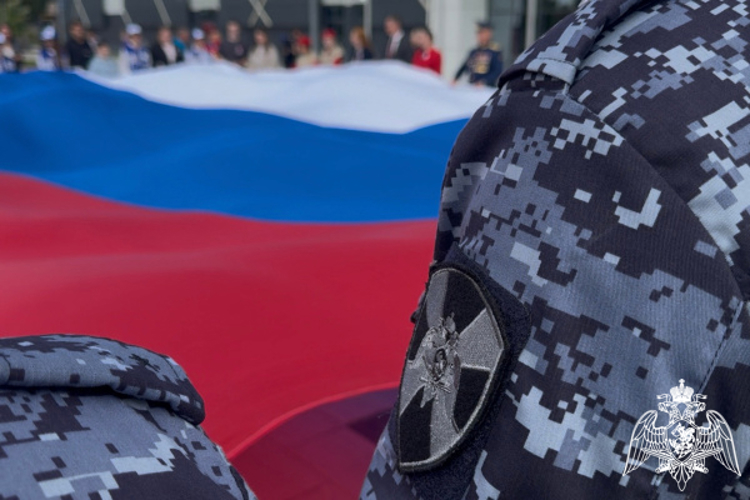 В Тверском Управлении Росгвардии в честь Дня Государственного флага Российской Федерации прошли праздничные мероприятия